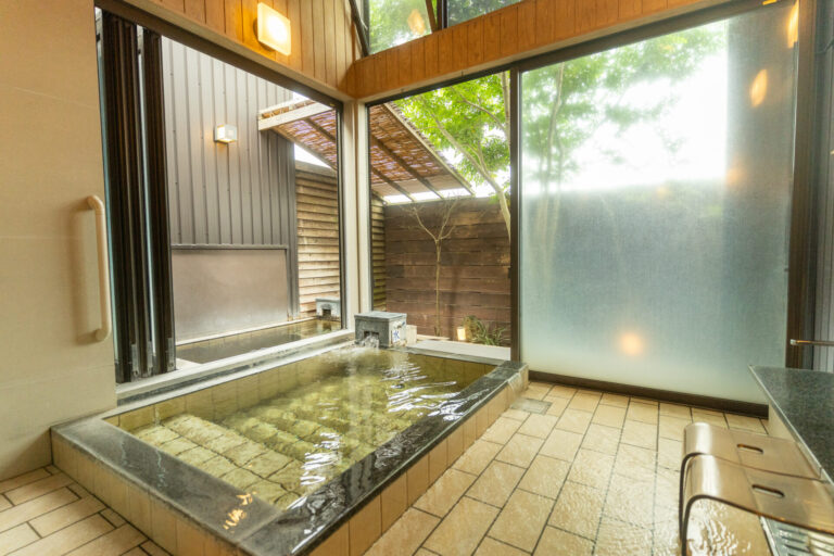 家族温泉　木の花